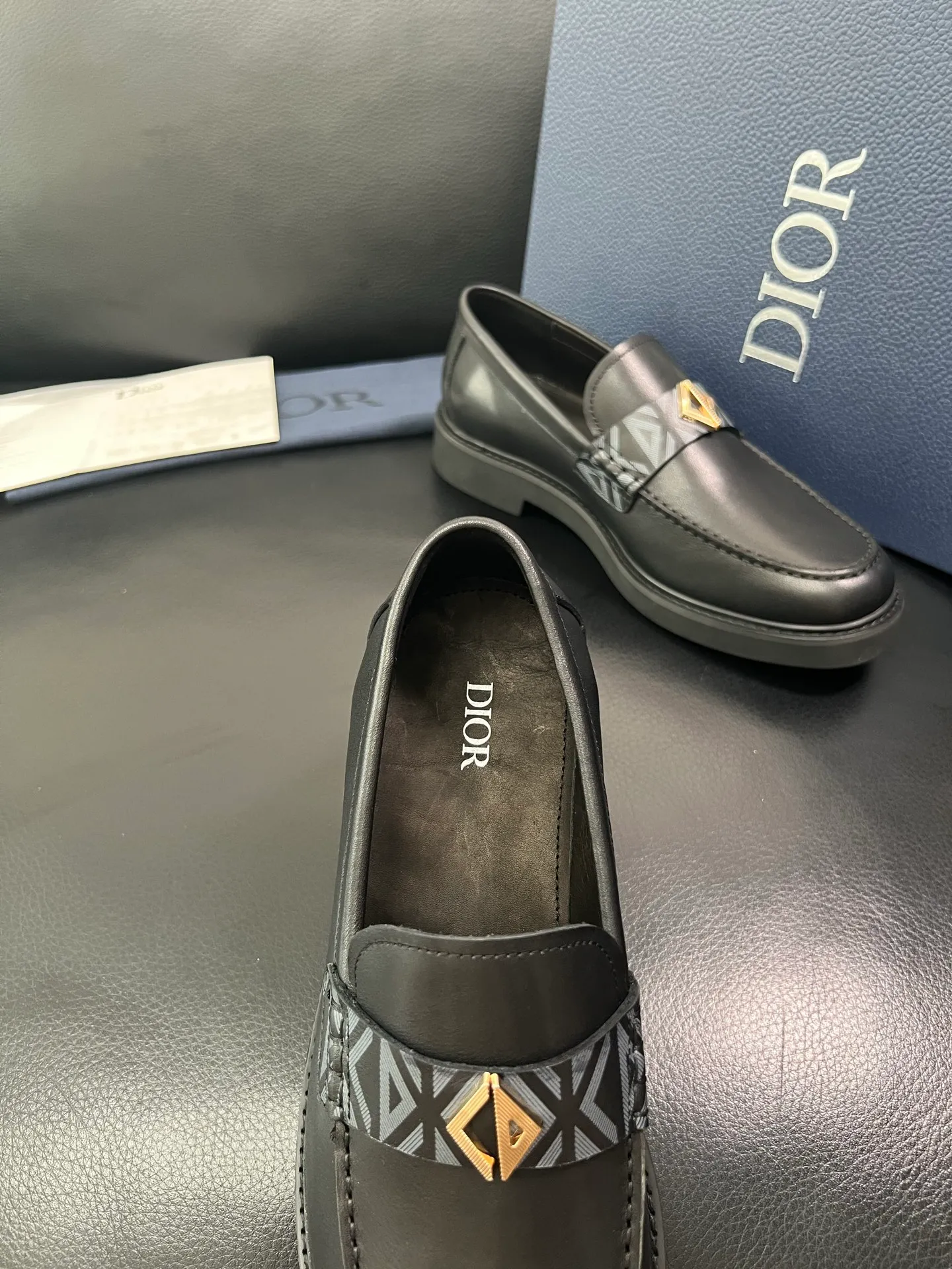 Men's men's shoes💰860 Dior top crafts Dior counter synchronization, original factory configuration, original cowhide fabric imported from Italy, breathable and comfortable imported water-dyed cow lining, sole: original factory special supply original sole super comfortable, original factory with single goods high quality, you can enter and exit the counter at will, welcome to compare counter synchronization, code number 39-44 (order 38 45) 85853